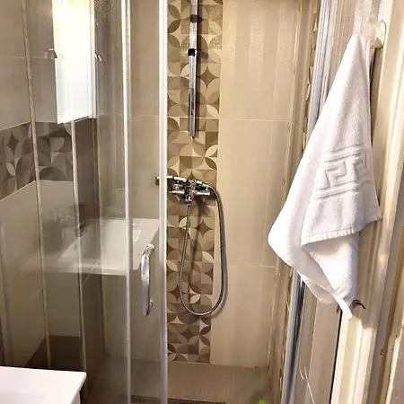 Apartament Park Hollywood *