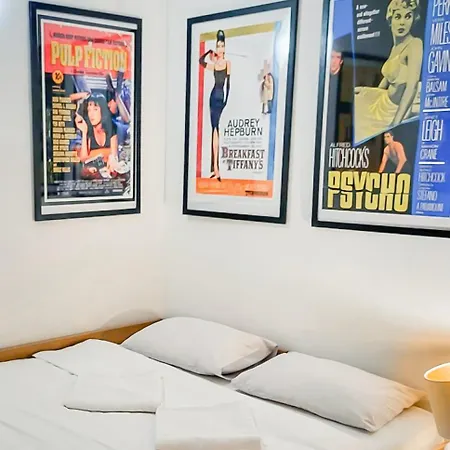 Park Hollywood 布加勒斯特